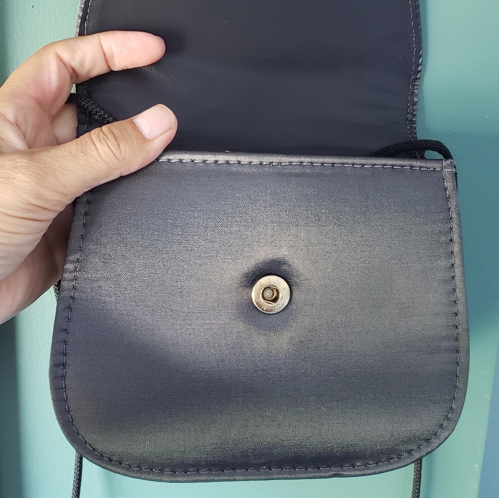 Crossbody bag - Picture 2 of 3
